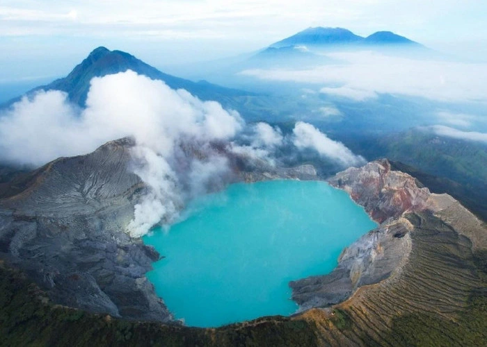 mt. ijen-ijentourguide